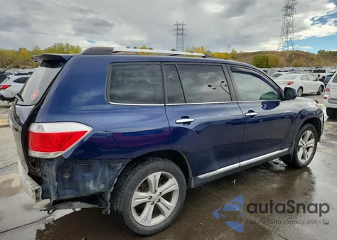 2013 Toyota Highlander Limited z USA, uszkodzony, nr VIN 5TDYK3EH4DS109027